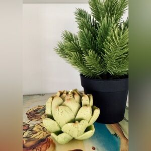 Vintage Unscented Artichoke 2.5”x3” Wax Candle 🕯️ Realistic, Home Decor